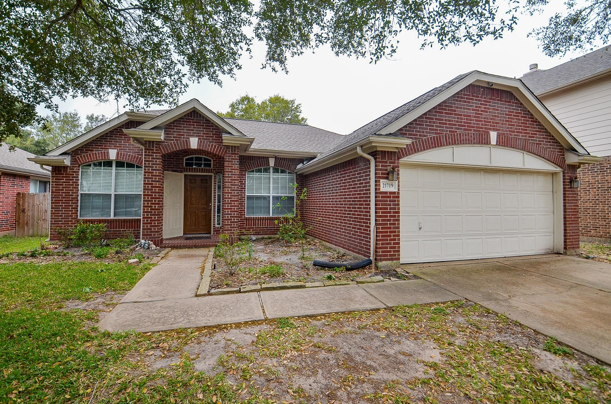 21719 Oakbridge Park Lane