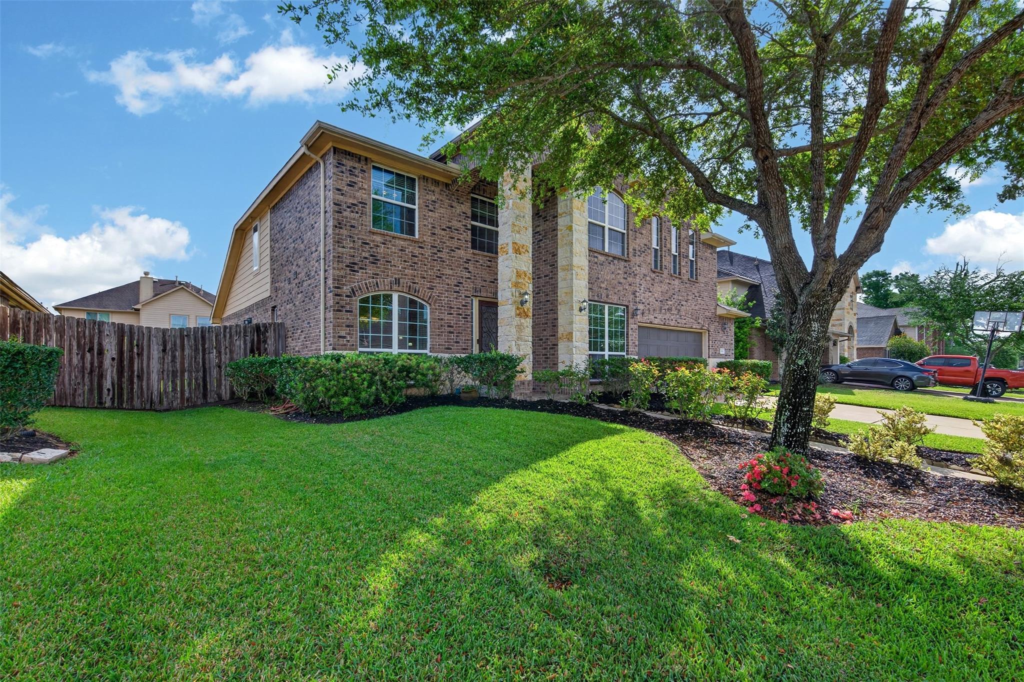19 Roma Ridge Drive