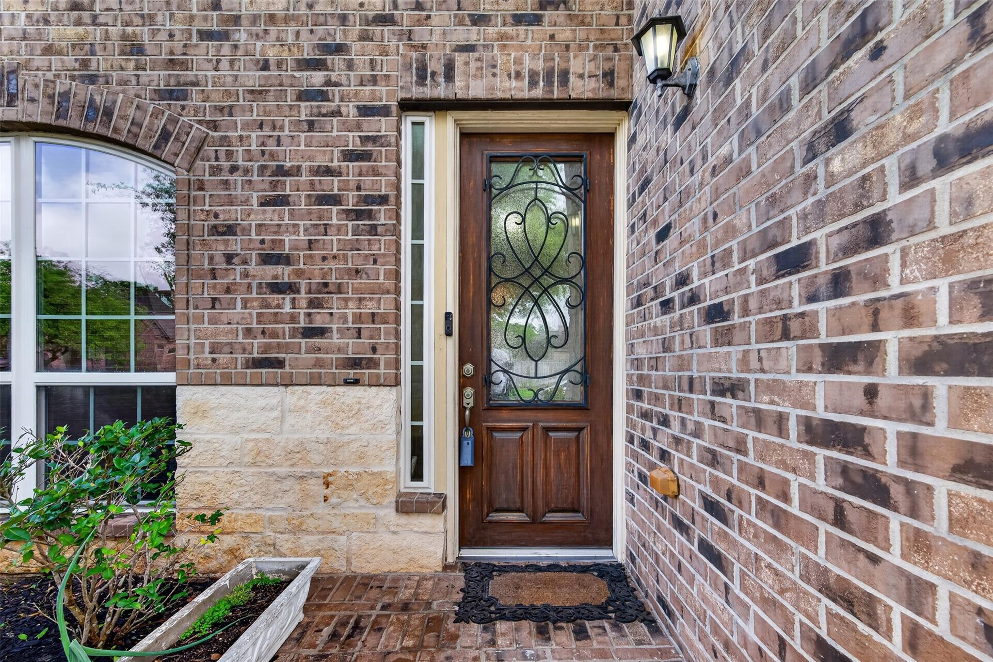 19 Roma Ridge Drive