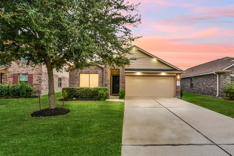 Photo of 16610 Green Feather Drive, Houston, TX 77049 (MLS # 30533701)