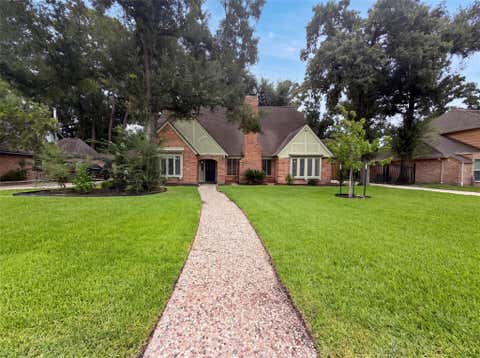 Photo of 5615 Spanish Oak Drive, Houston, TX 77066 (MLS # 25169050)