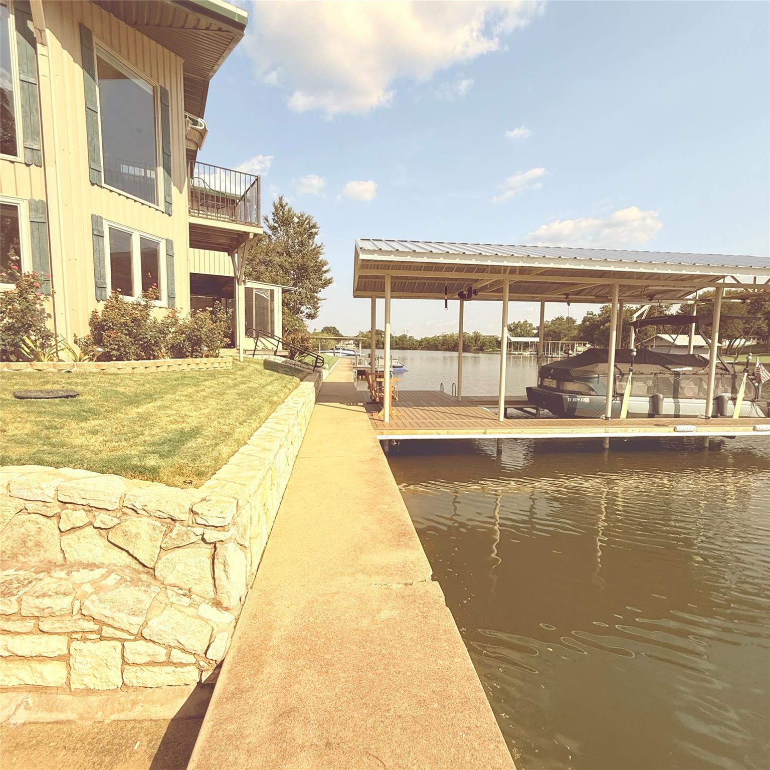 813 Brazos Harbor Circle