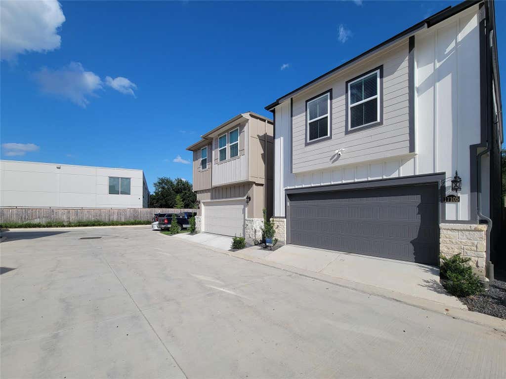 Photo of 17105 White Acer Way, Houston, TX 77084 (MLS # 97728557)