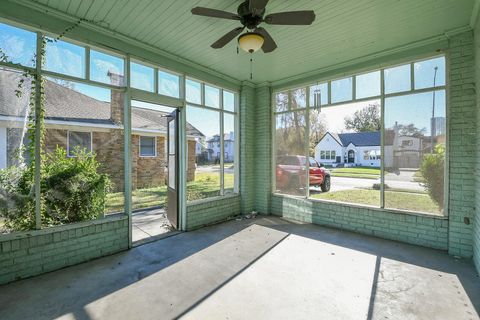 Tiny photo for 2407 Prospect Street, Houston, TX 77004 (MLS # 19535303)