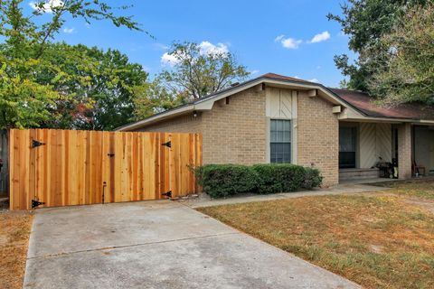 Photo of 12630 Summer Mill Drive, Houston, TX 77070 (MLS # 5944097)