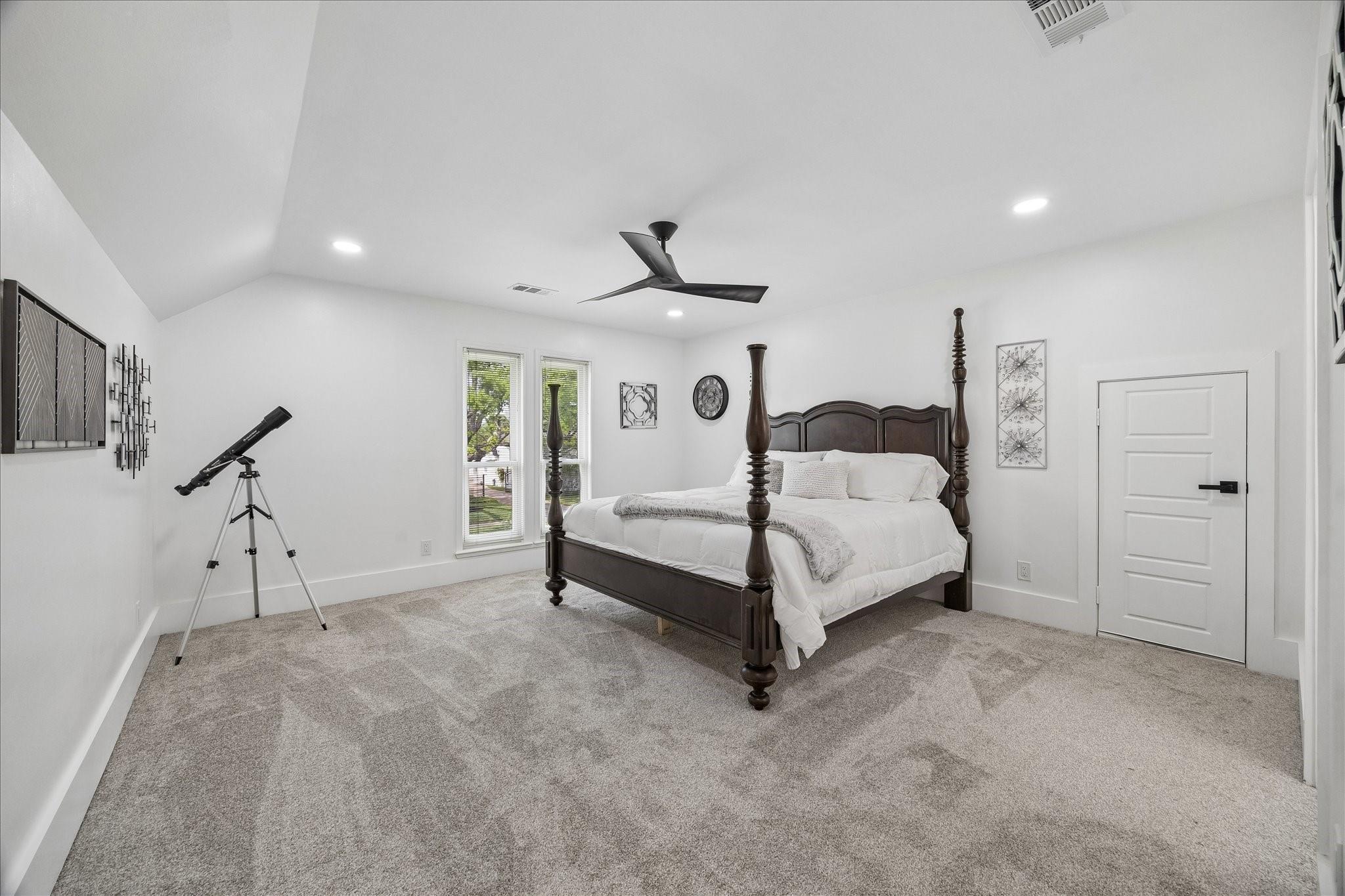 7711 Meadowvale Drive