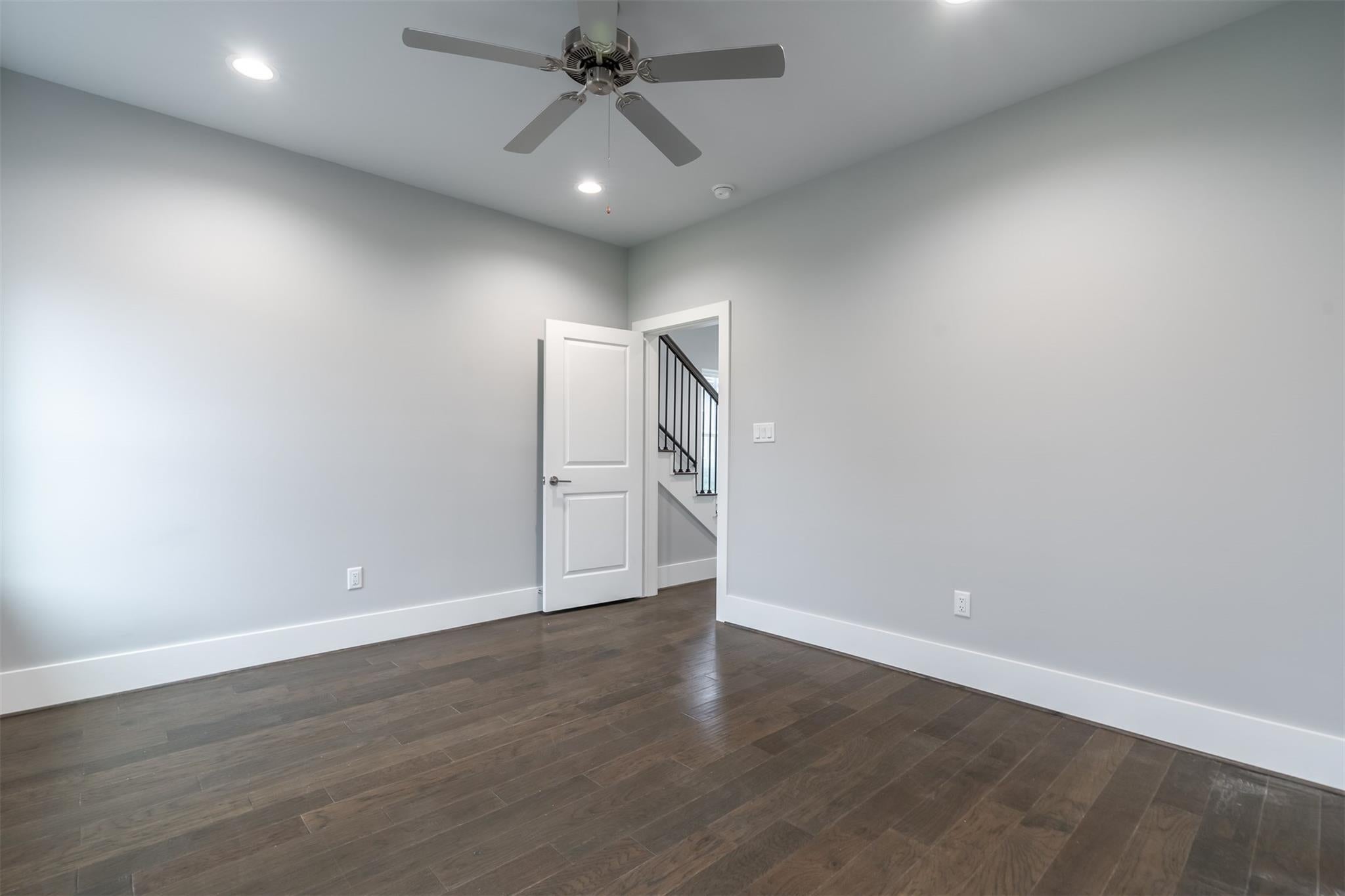 1541 W 22nd Street