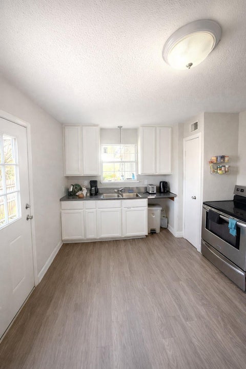 Photo of 817 Church Street, Crosby, TX 77532 (MLS # 62961630)