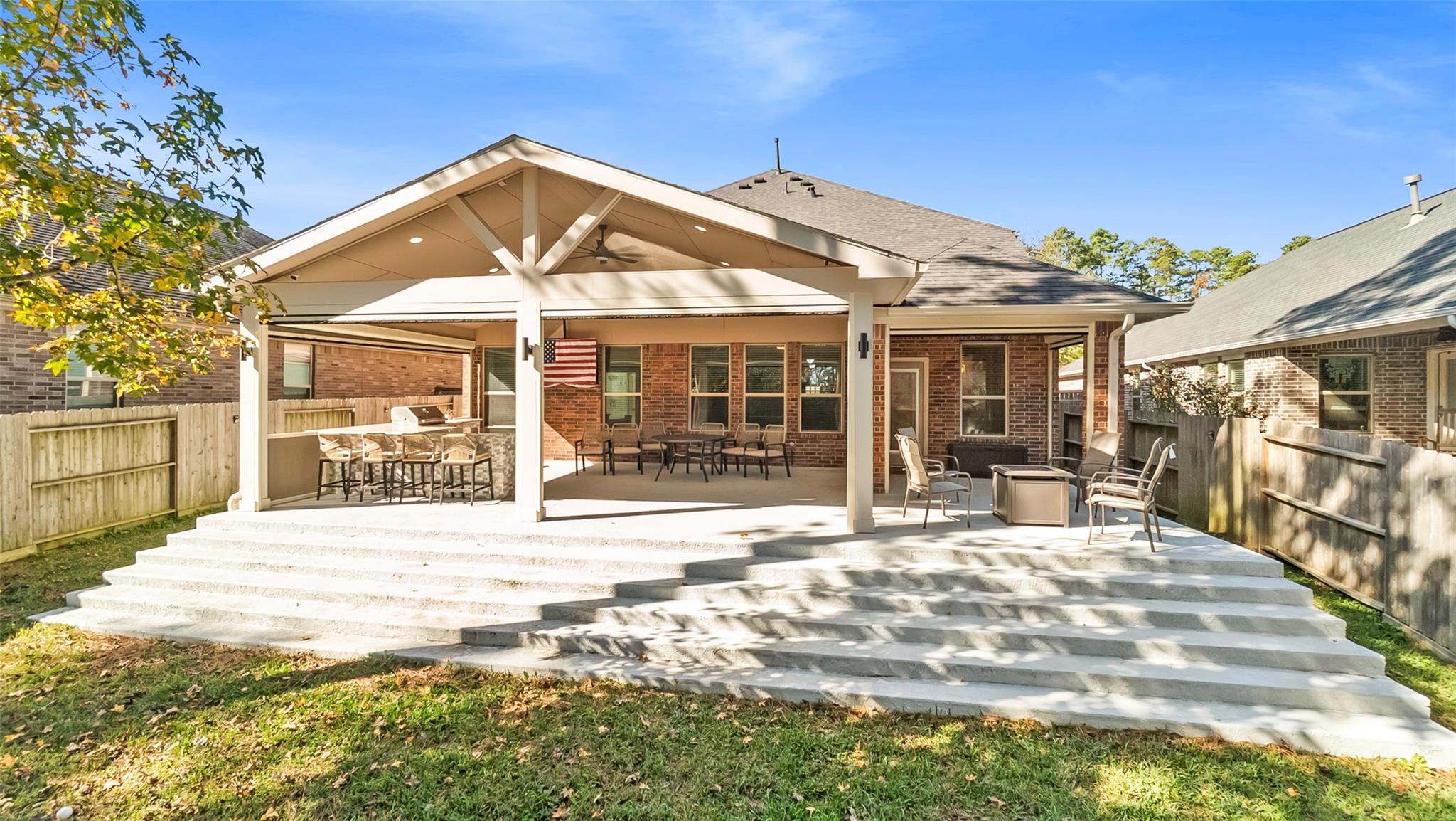 216 Elianne Lace Court