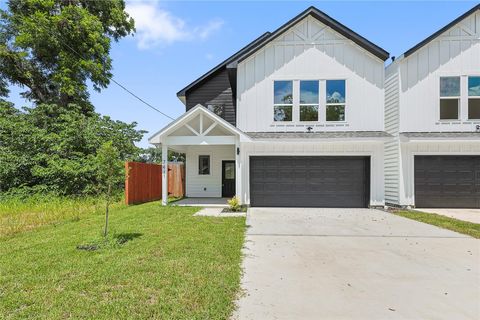 Tiny photo for 7413 Charlie Street, Houston, TX 77088 (MLS # 74487839)