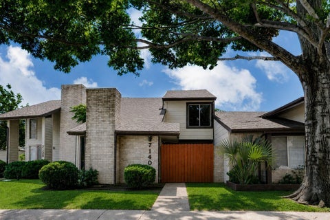 Photo of 7140 S Dairy Ashford Rd RD, Houston, TX 77072 (MLS # 60716769)
