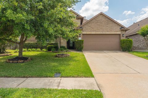 Photo of 111 Pheasant Run Drive, Conroe, TX 77384 (MLS # 59044487)