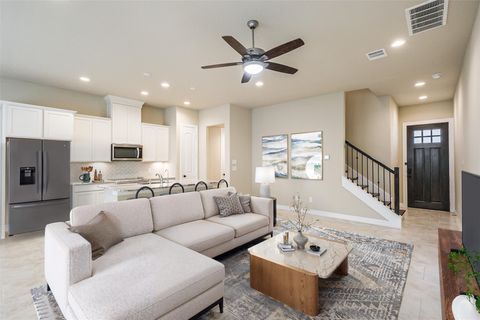 Photo of 11005 Crescent Light Way, Houston, TX 77043 (MLS # 79090157)