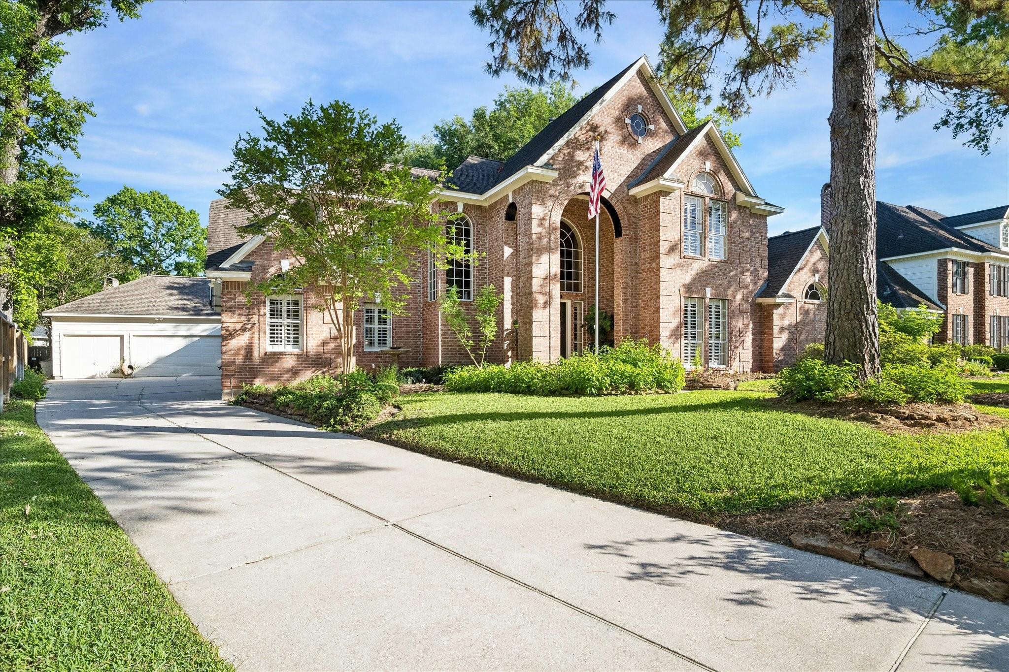 5926 Juniper Bluff Court