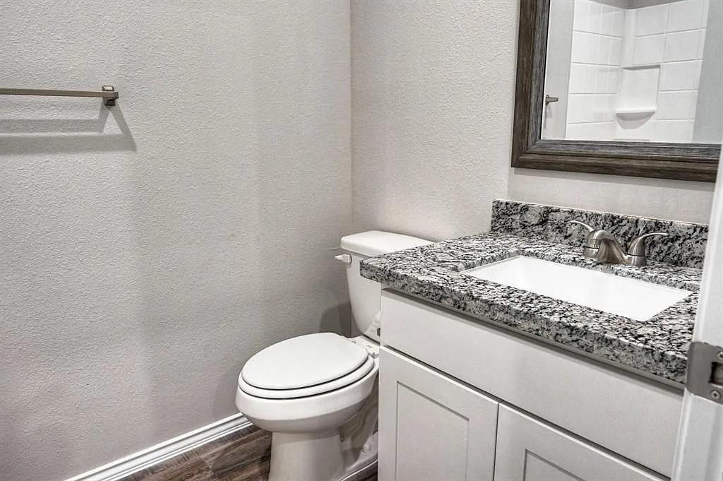 9595 Darkwood Street