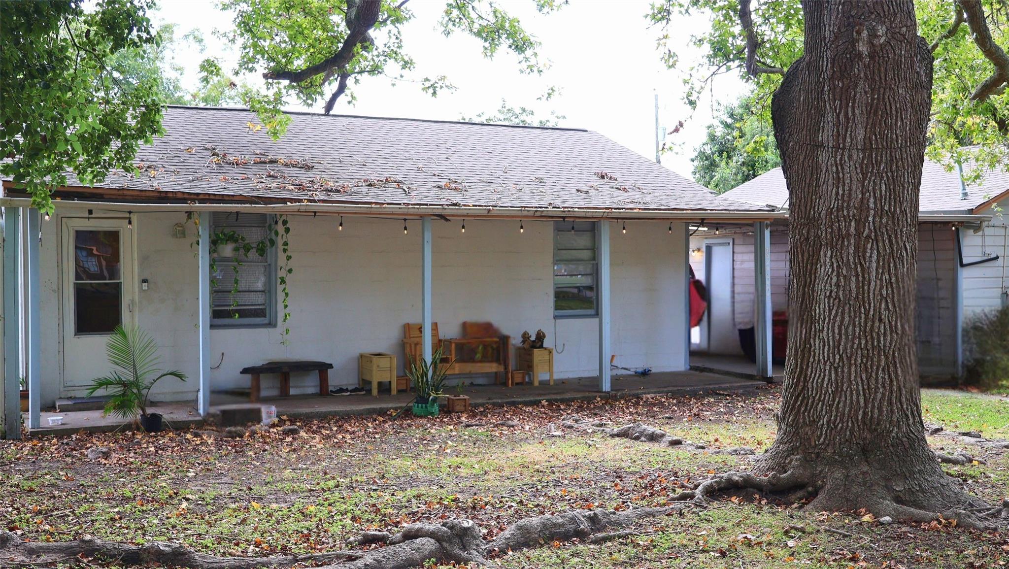 7029 Church Lane
