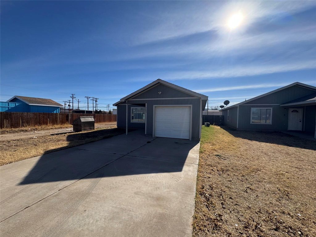 Photo of 507 49th Street, Lubbock, TX 79404 (MLS # 93095552)