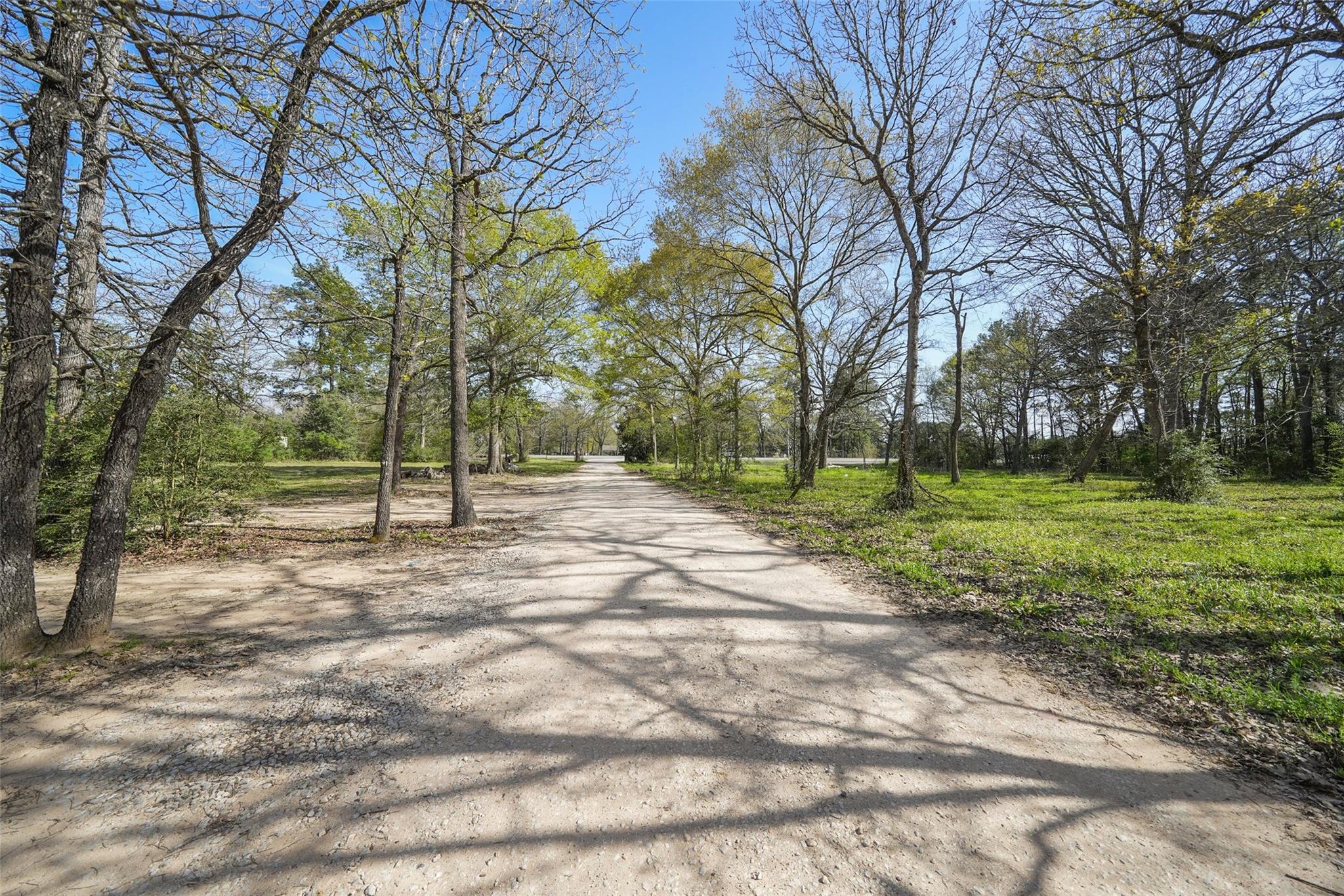 1893 Us Hwy 190 Drive