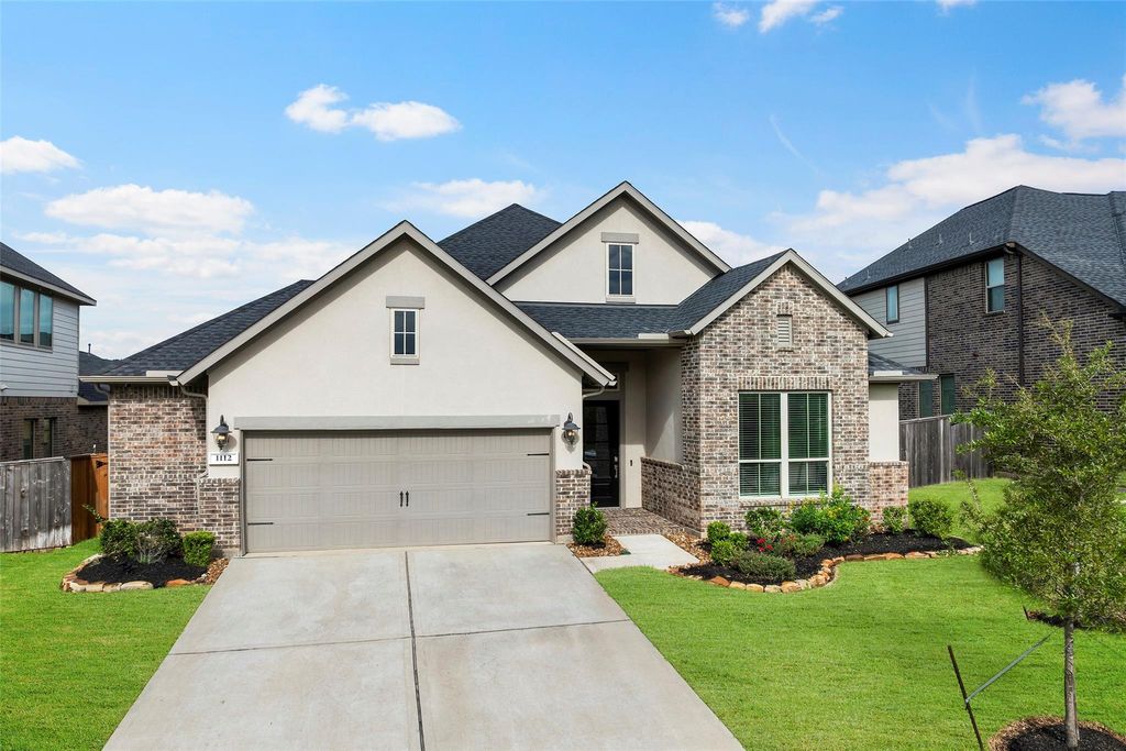 Photo of 1112 Sienna Forest Lane, Pinehurst, TX 77362 (MLS # 15620775)