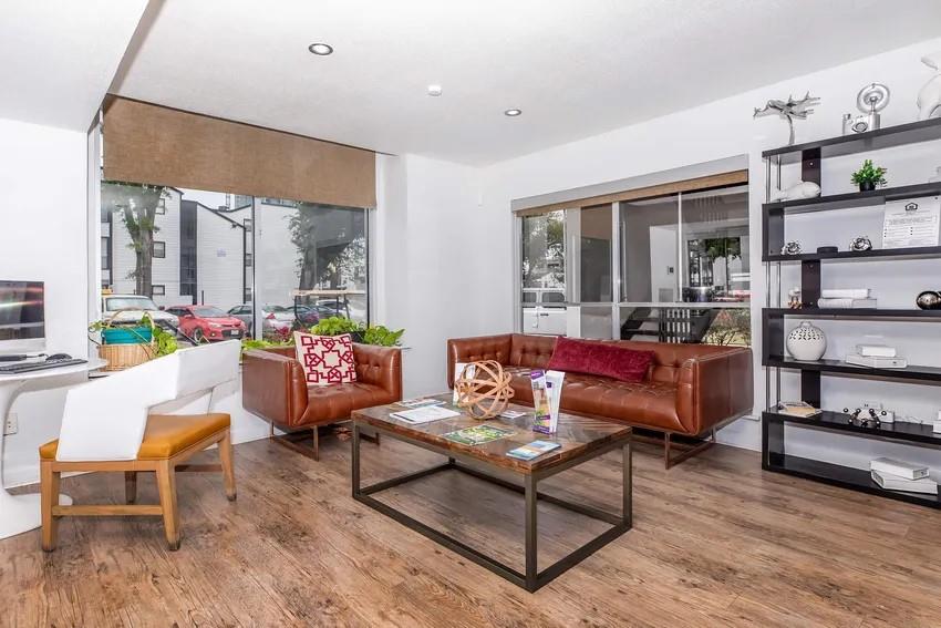 4400 Memorial Drive 14-1098