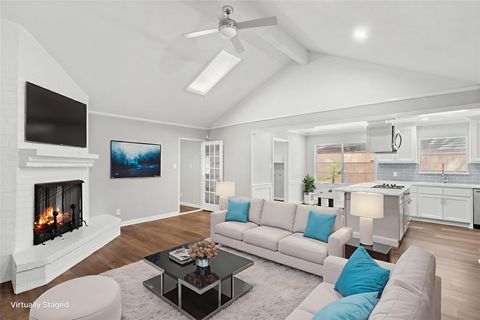 Photo of 2019 Shadow Bend Drive, Houston, TX 77043 (MLS # 46907413)