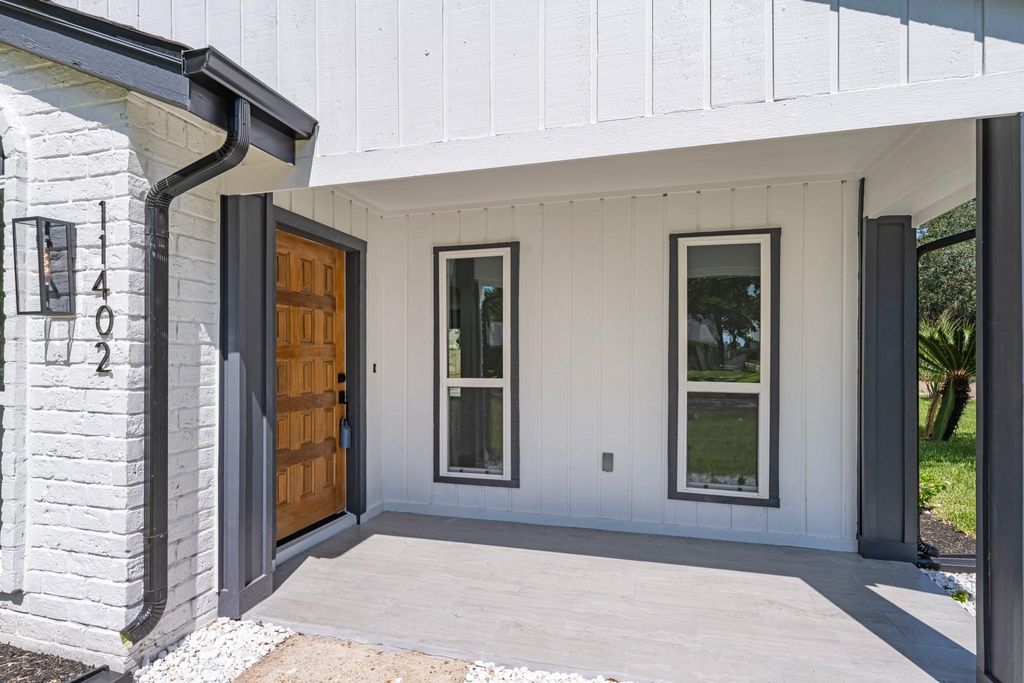 Photo of 11402 Ash Creek Drive, Houston, TX 77043 (MLS # 74180629)