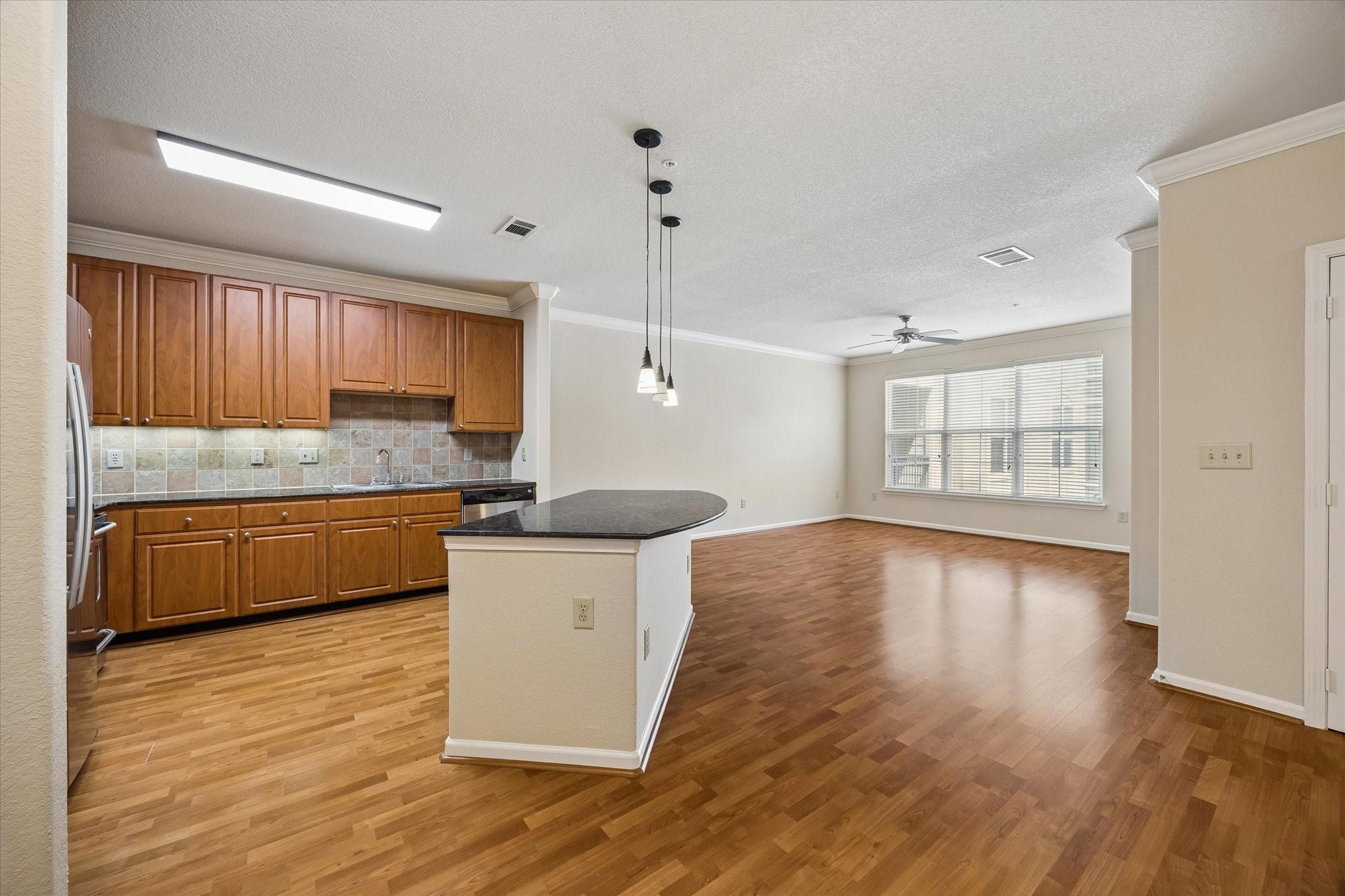 1711 Old Spanish Trail 202