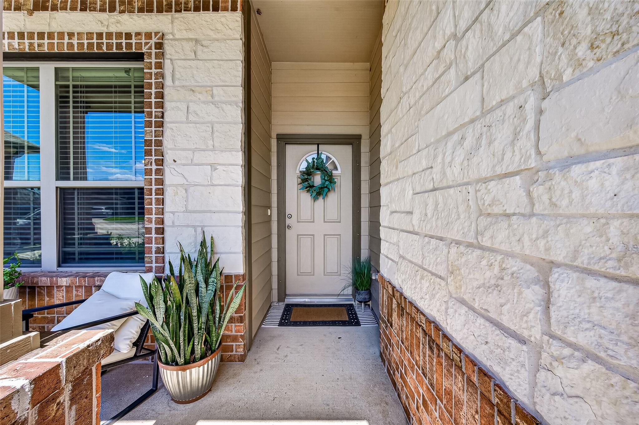8422 Black Pearl Court
