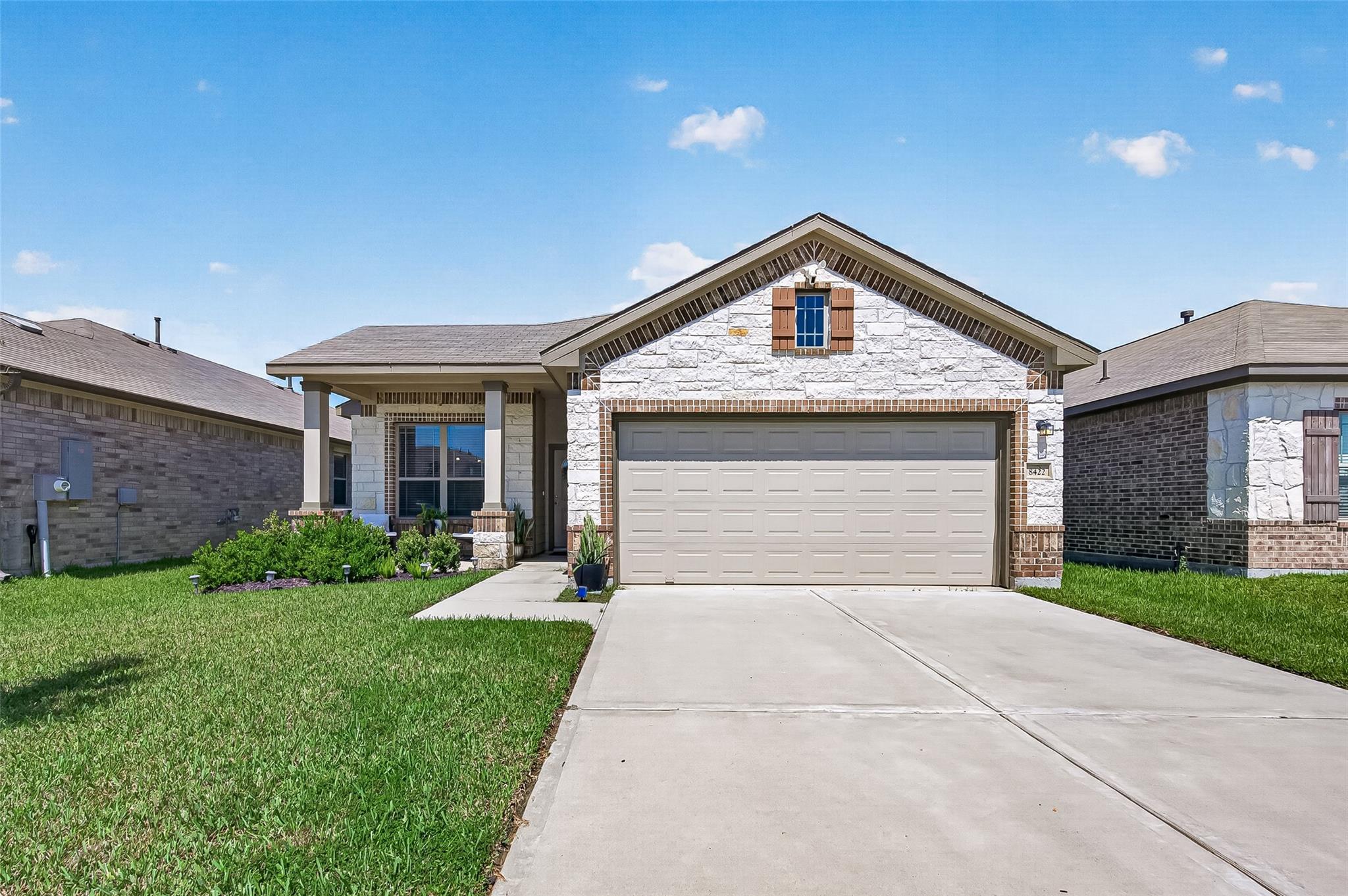 8422 Black Pearl Court