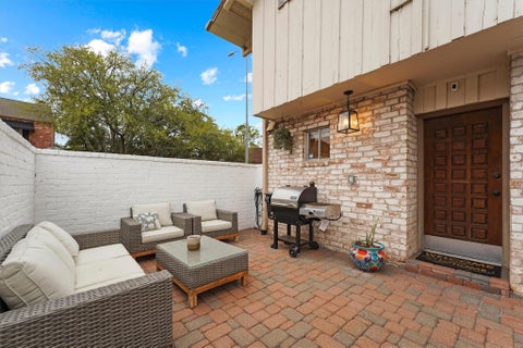 Photo of 1953 Stoney Brook Drive #1953, Houston, TX 77063 (MLS # 69567860)