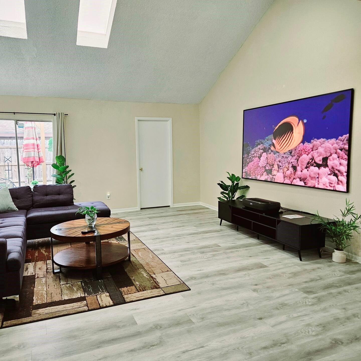 6507 Briar Glade Drive