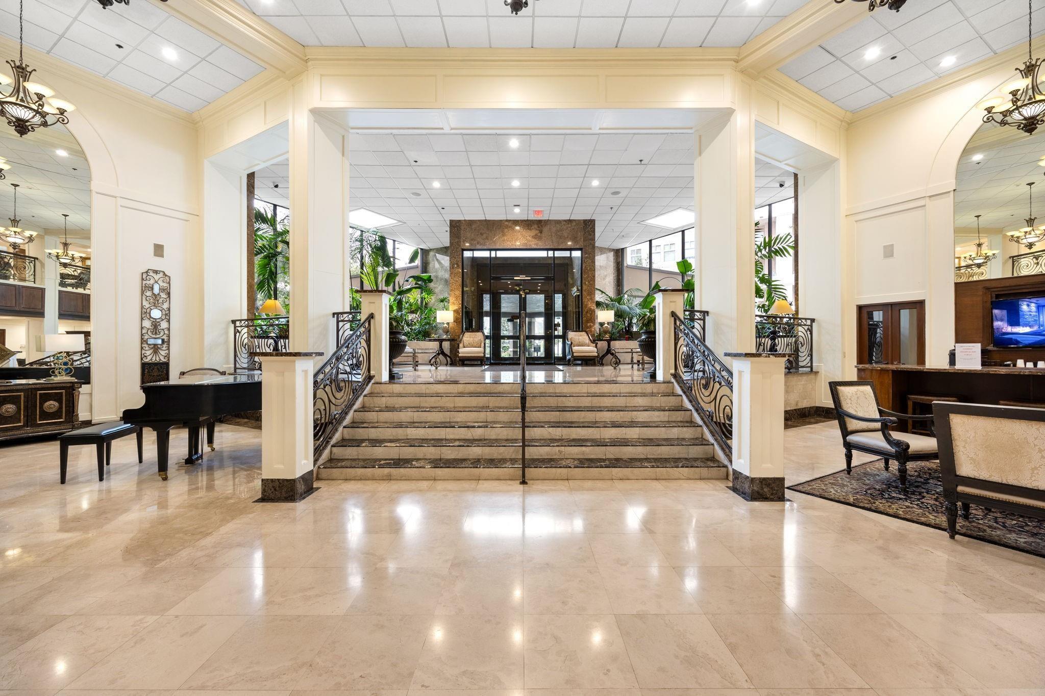 3525 Sage Road 1111