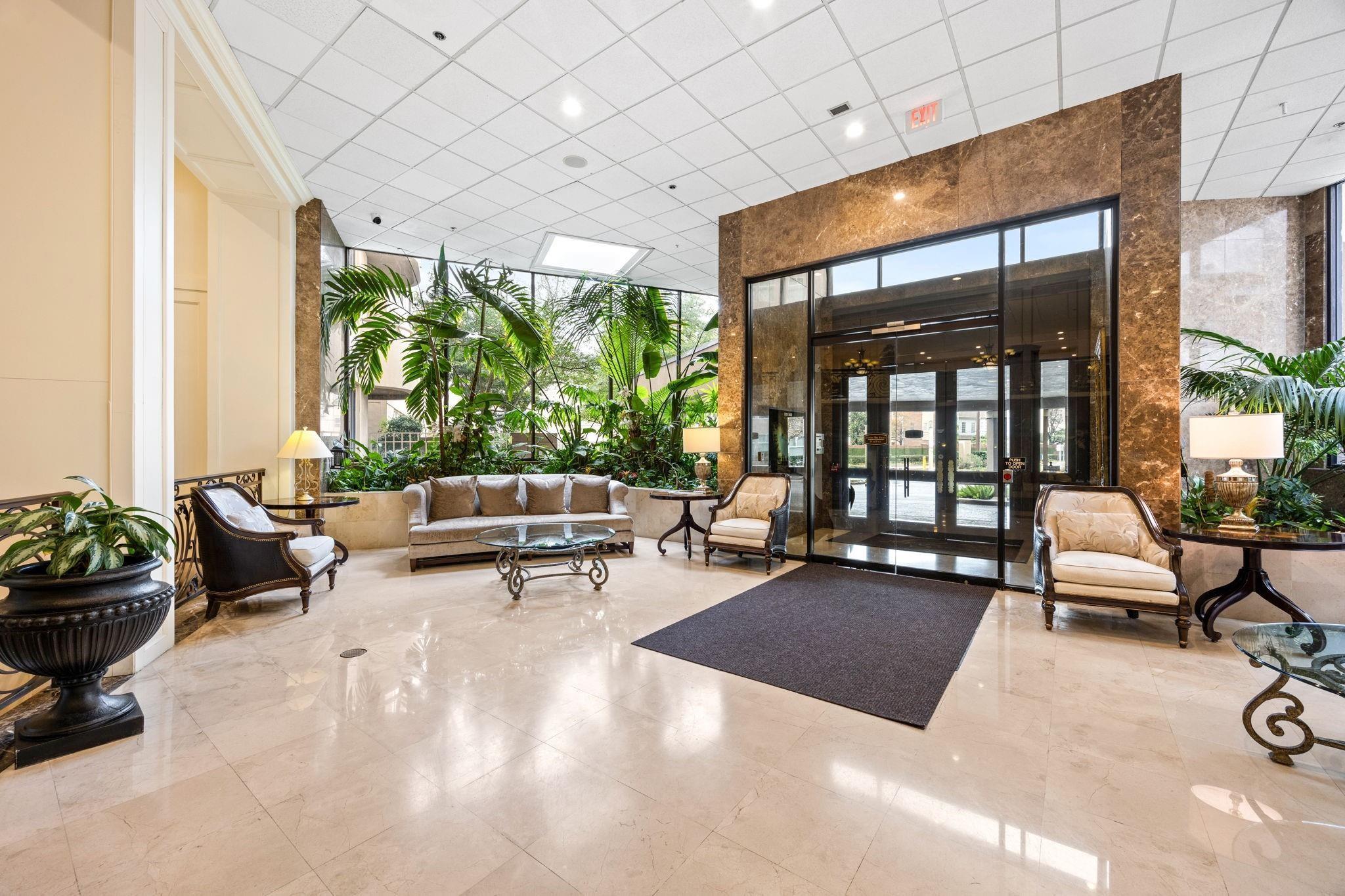 3525 Sage Road 1111