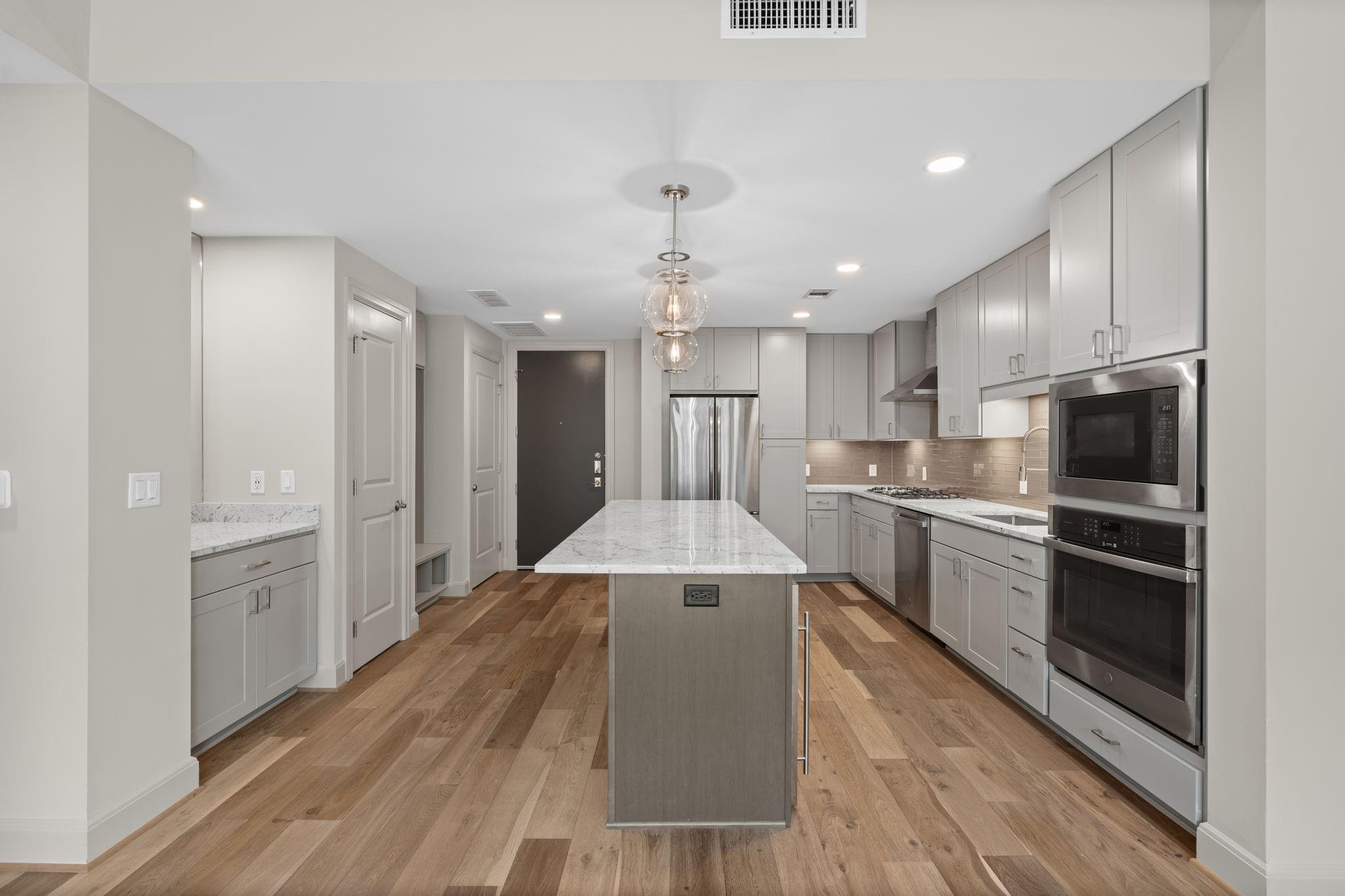 2511 Willowick Road 352