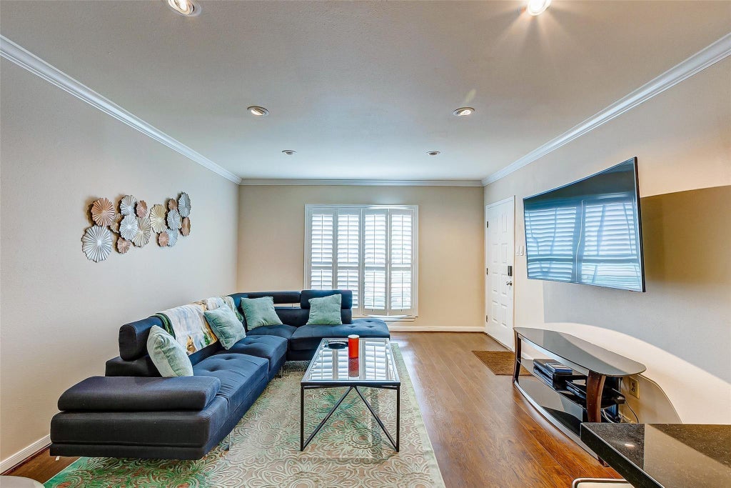 Photo of 1800 Stoney Brook Drive #102, Houston, TX 77063 (MLS # 81016532)
