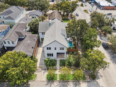 1136 Woodland Street Houston TX 77009