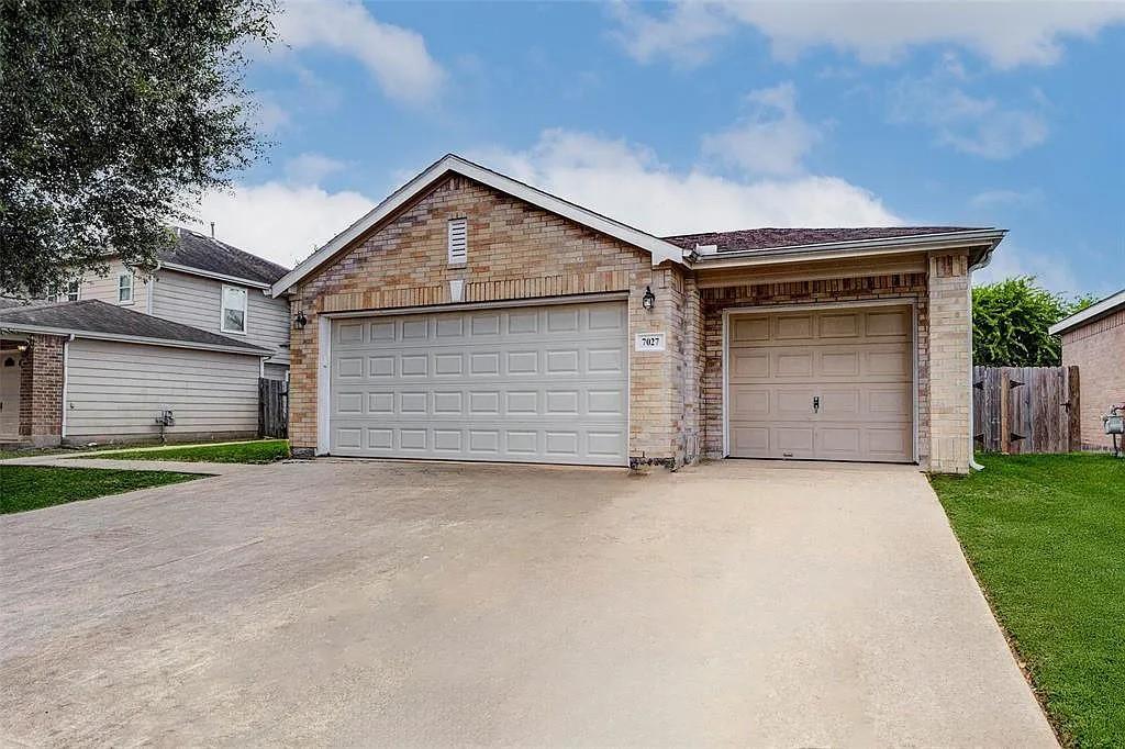 7027 Parkford Meadow Drive