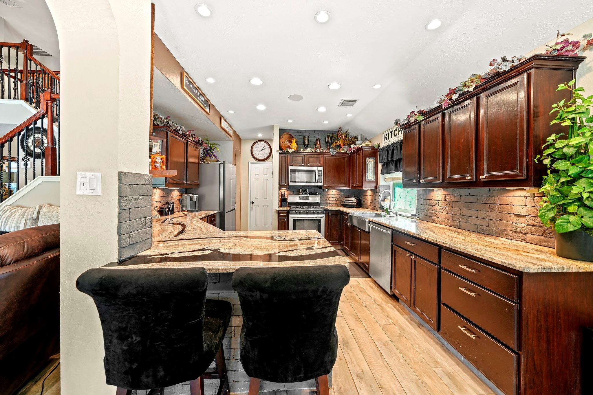 1806 Kensington Park Circle