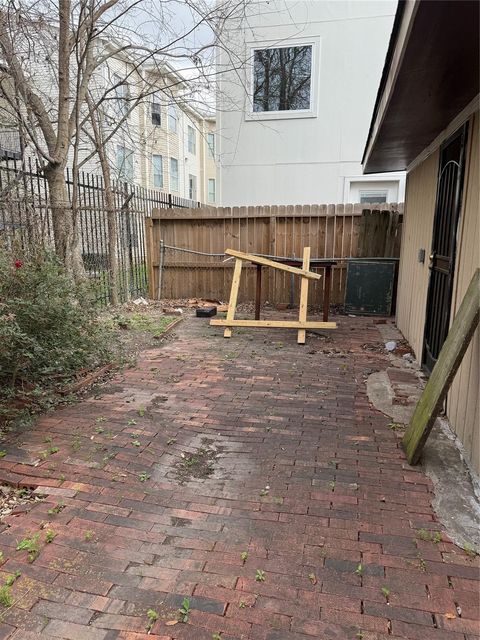 Tiny photo for 6318 Illinois St, Houston, TX 77021 (MLS # 71858446)