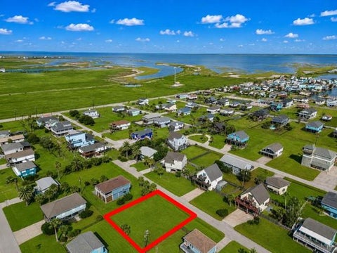 Photo of 16 Mansvelt Road, Jamaica Beach, TX 77554 (MLS # 61884321)