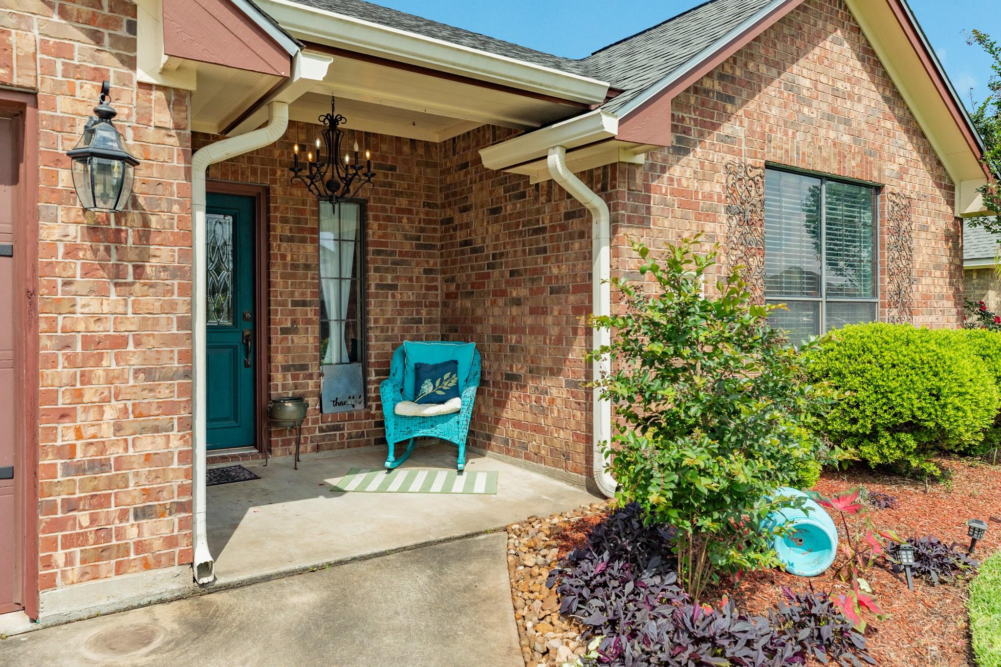 1038 Cardinal Drive