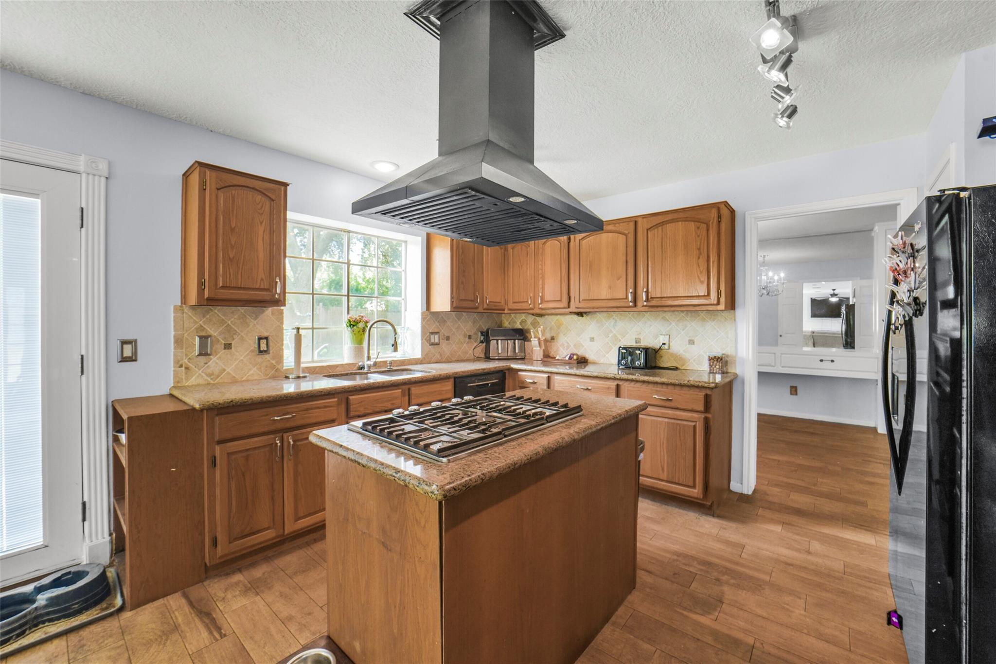 7503 Valley Laurel Court