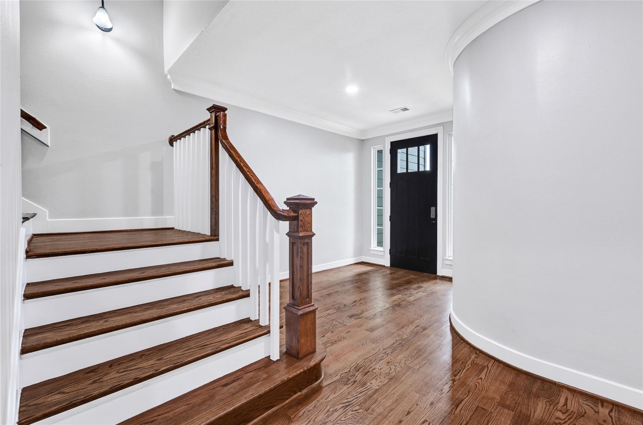 194 W Breezy Way