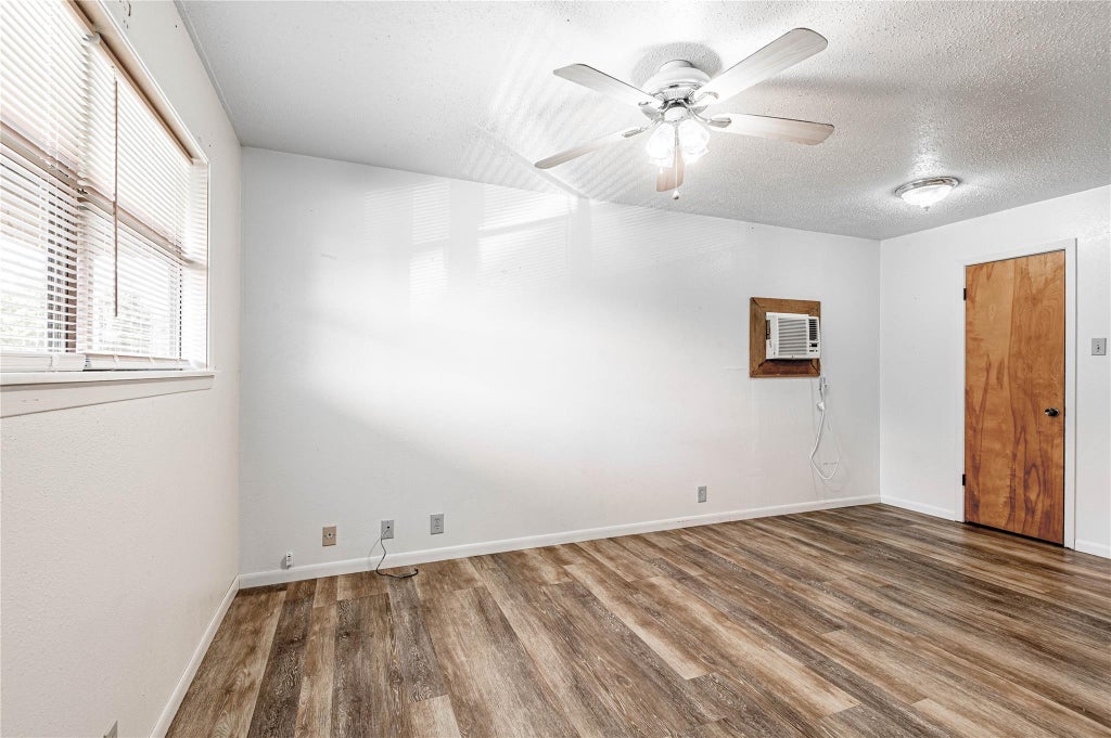 Photo of 120 Mcadams Lane #J, Huntsville, TX 77320 (MLS # 72920390)