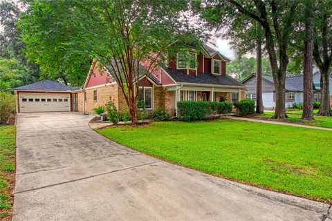 Photo of 15702 Gilbertyn Drive, Tomball, TX 77377 (MLS # 65328492)