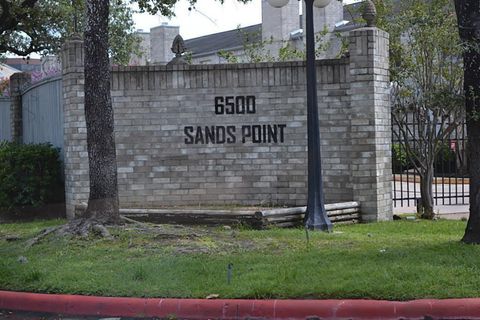 Photo of 6500 Sands Point Drive #815, Houston, TX 77074 (MLS # 35469238)