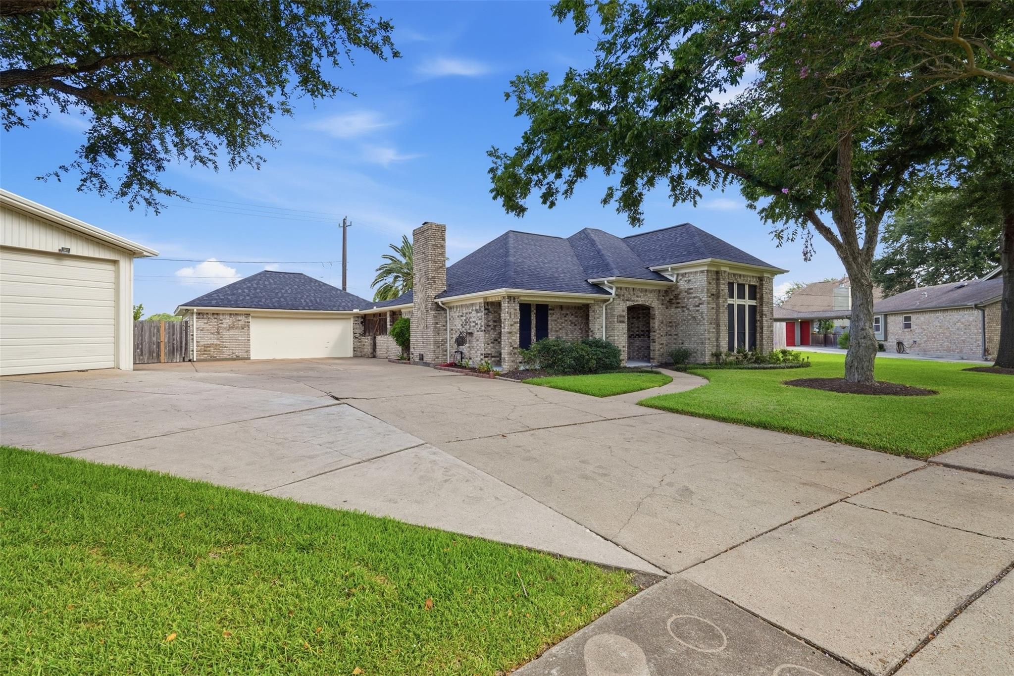 3102 Oaken Lane