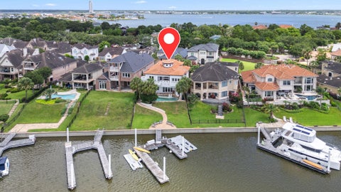 Photo of 721 Harborside Way, League City, TX 77565 (MLS # 69086589)