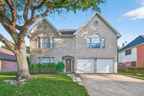 Photo of 8411 Tamayo Drive, Houston, TX 77083 (MLS # 27841994)