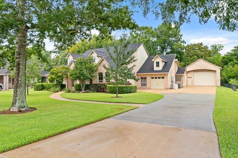 Photo of 4411 Oxbow Circle E, Fulshear, TX 77441 (MLS # 69343142) Photo of 4411 Oxbow Circle E, Fulshear, TX 77441 (MLS # 69343142)